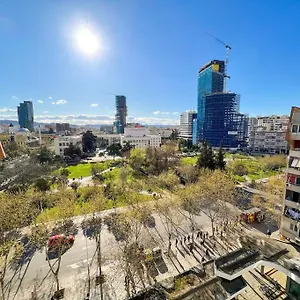 Appartamento Scanderbeg Square 2br, Tirana
