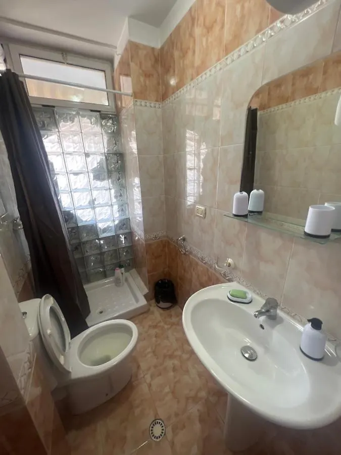 City Central Apartment 2 Tirana 0*,  Albania